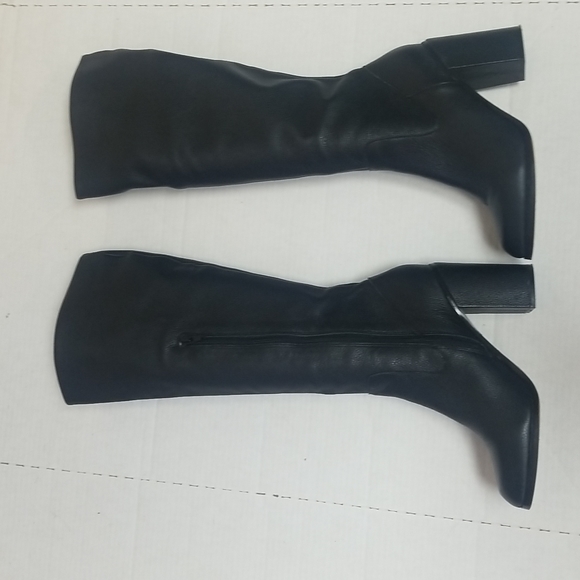 Lands 'End Black Tall Block Heel Boot - Picture 3 of 10